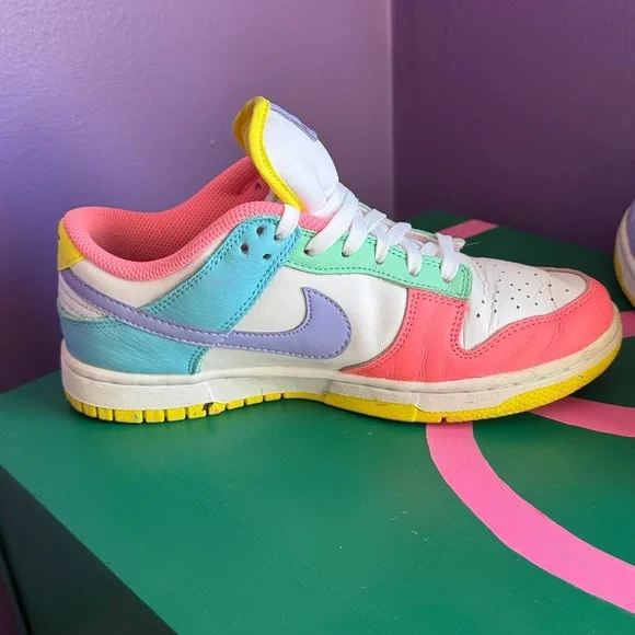 Nike Dunk Low Easter Candy - Picture 5 of 7